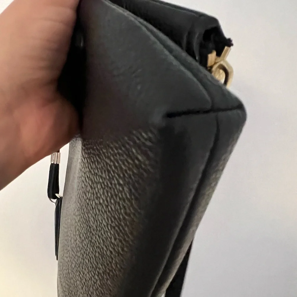 Coach Urbane Crossbody Black Pebble Leather - Picture 10 of 13